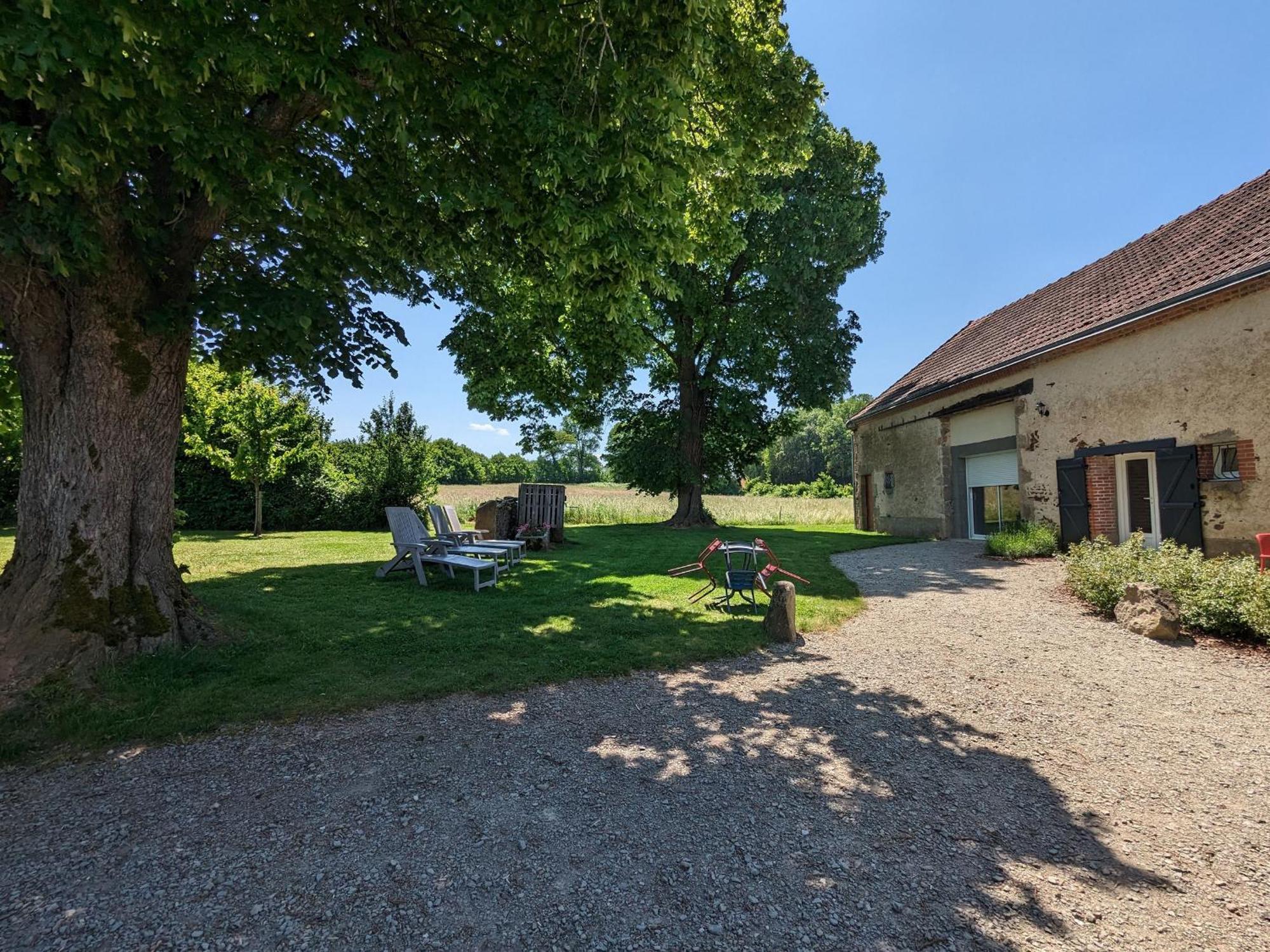 Villa Grande Ferme Renovee Avec Jardin Et Loisirs A Proximite - Fr-1-591-155 Pouligny-Notre-Dame Exterior foto